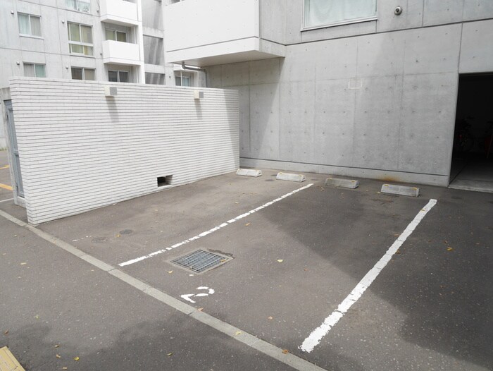 フォルトゥ－ナ学園前の物件外観写真