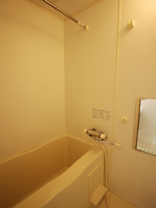 フォルトゥ－ナ学園前の物件内観写真