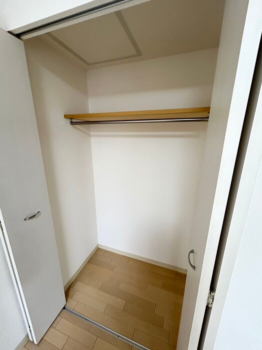 フォルトゥ－ナ学園前の物件内観写真