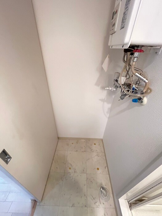 フォルトゥ－ナ学園前の物件内観写真