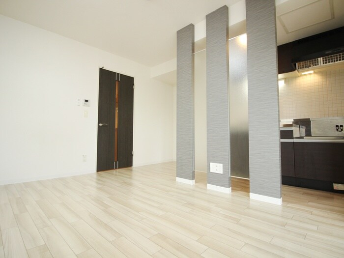 フォルトゥ－ナ学園前の物件内観写真