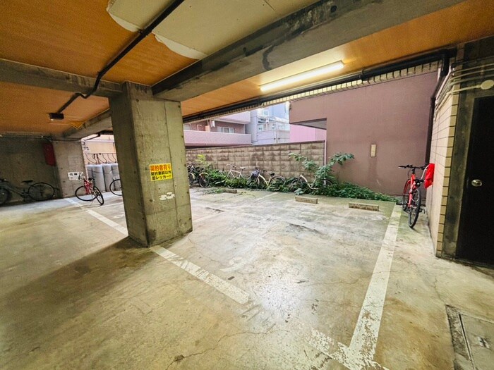 サイレンス医大前の物件外観写真