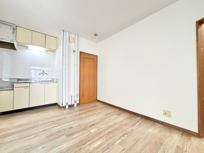 モンテメ－ル栄町の物件内観写真