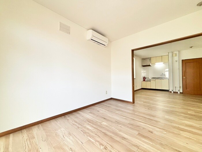 モンテメ－ル栄町の物件内観写真