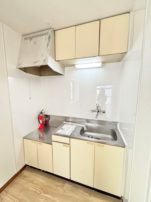 モンテメ－ル栄町の物件内観写真