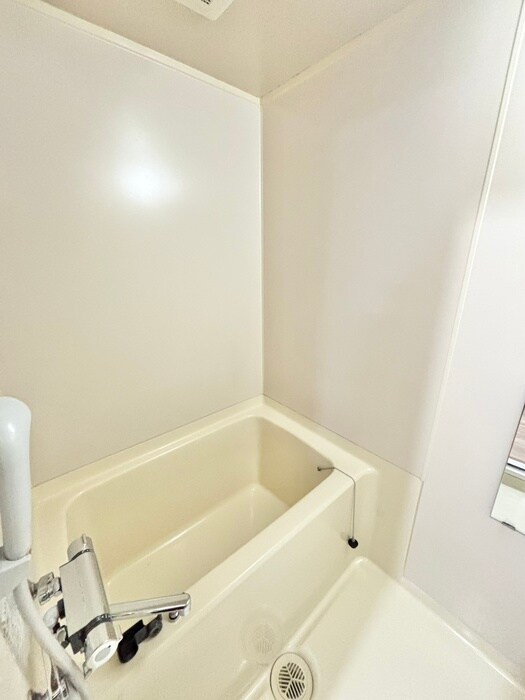 モンテメ－ル栄町の物件内観写真