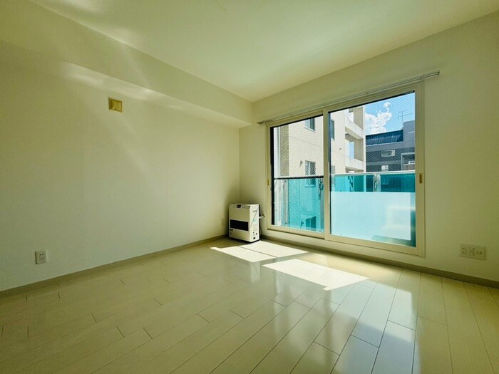 NOVA知事公館前の物件内観写真