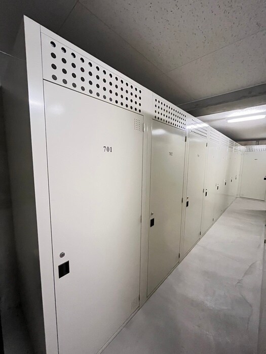 NOVA知事公館前の物件外観写真