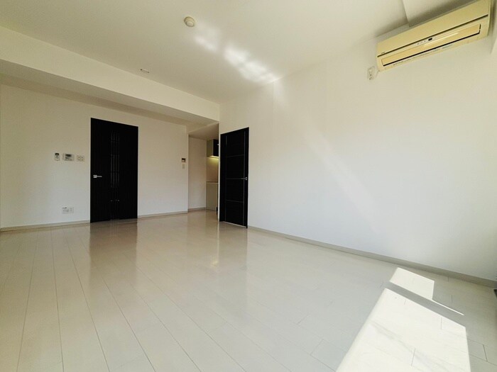 NOVA知事公館前の物件内観写真