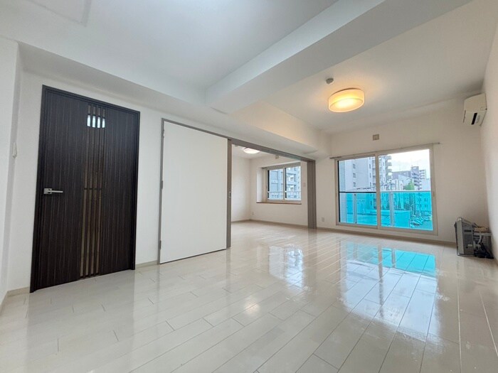 NOVA知事公館前の物件内観写真