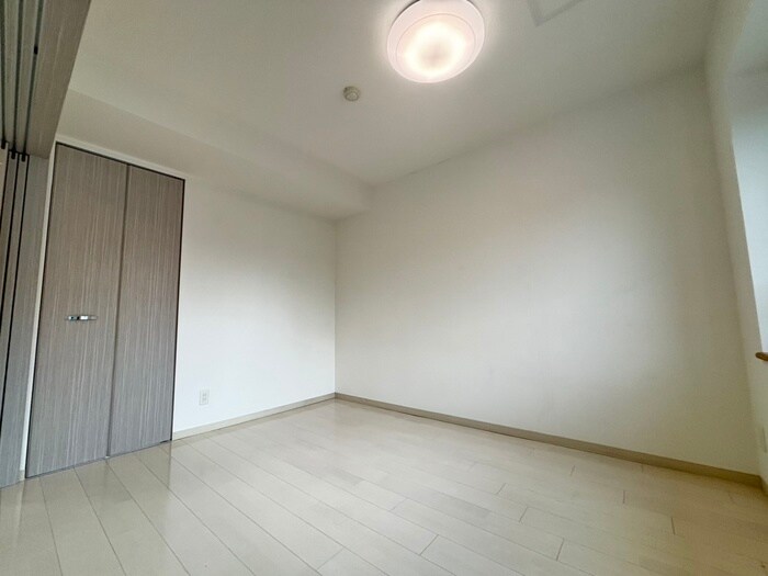 NOVA知事公館前の物件内観写真