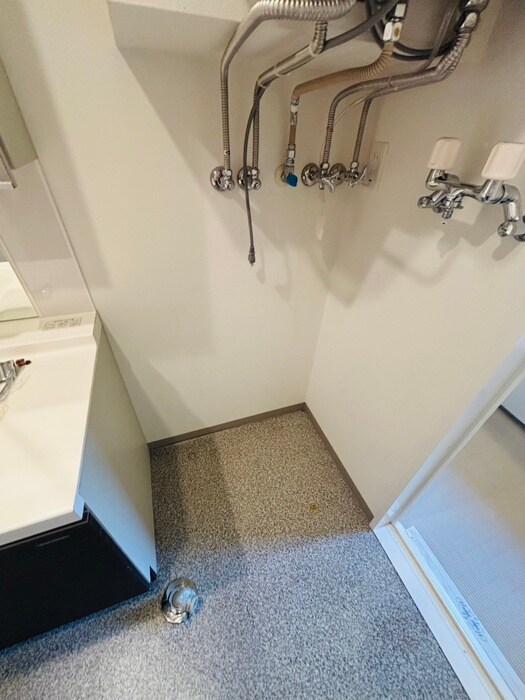 NOVA知事公館前の物件内観写真