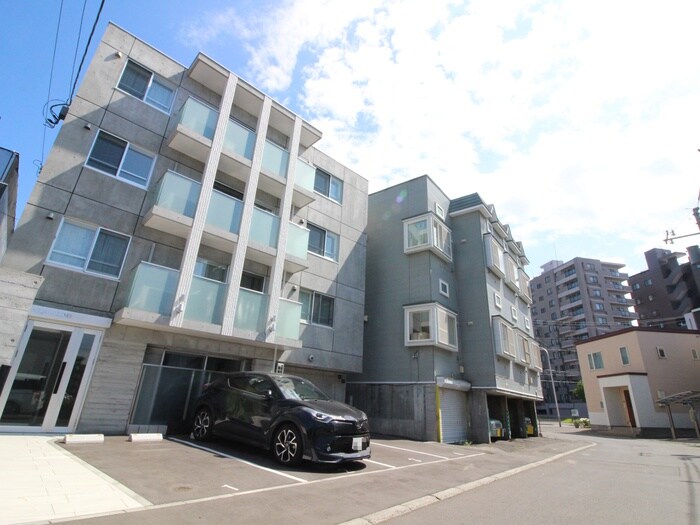 アクア美園の物件外観写真