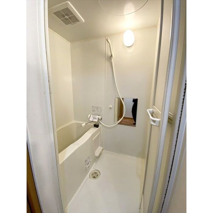 Ｕｒｉｚｕｎ　Ａｐｔ．の物件内観写真