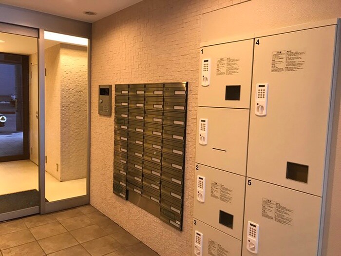 フロントコート大通公園の物件外観写真