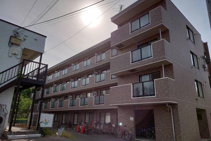 Ｅｌｙｓｅｅ１８７の物件外観写真