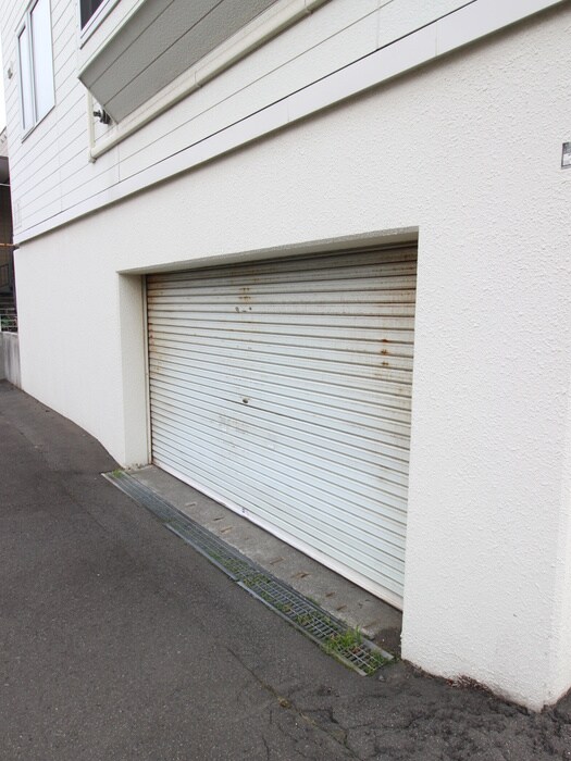 フラットＫ新川の物件外観写真