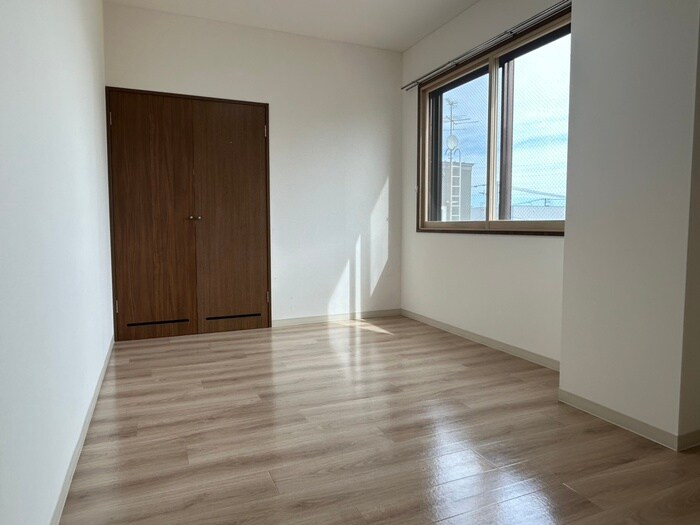 エルムハイツの物件内観写真