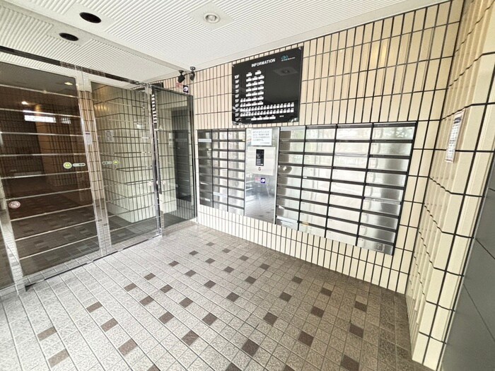 クリオ行啓通参番館の物件外観写真