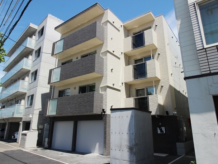 カレラＮ３５の物件外観写真