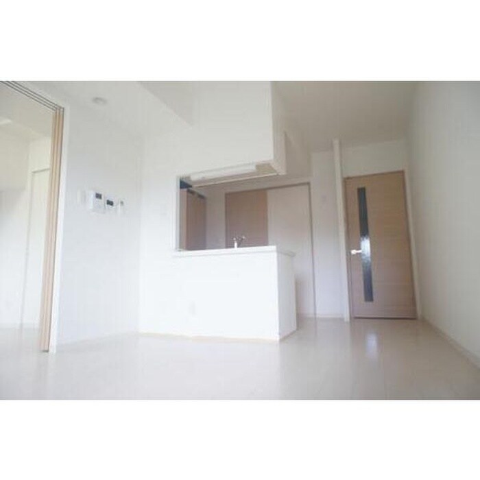 スペチアーレ伏見の物件内観写真