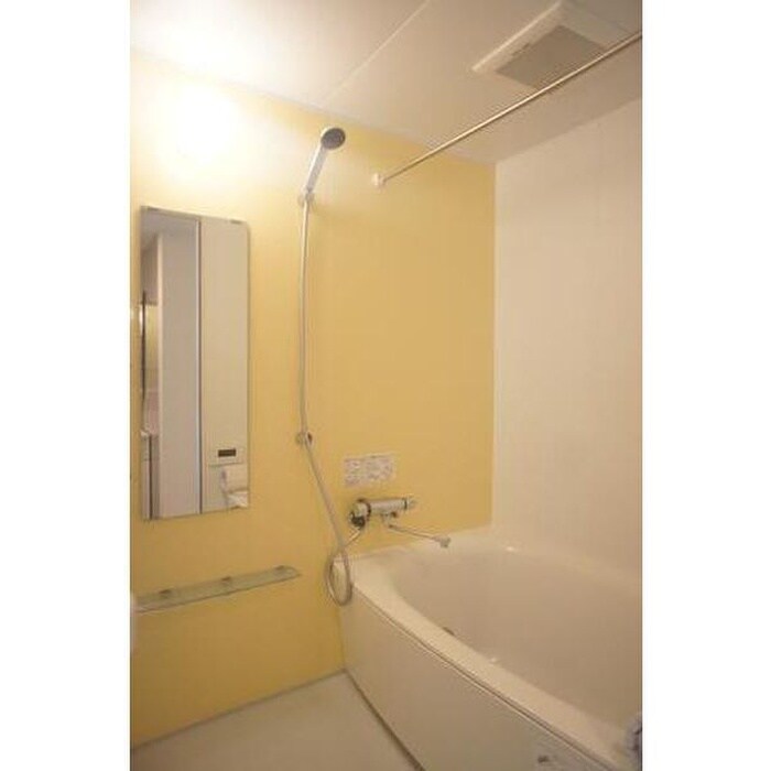 スペチアーレ伏見の物件内観写真