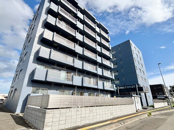 カナルハイツの物件外観写真