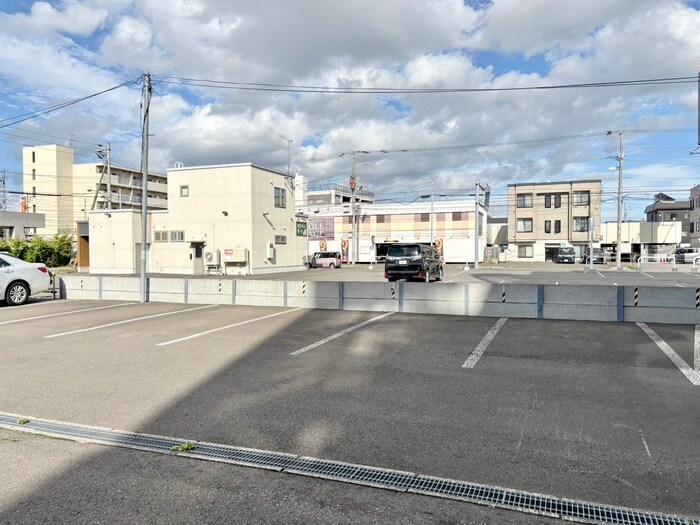 カナルハイツの物件外観写真