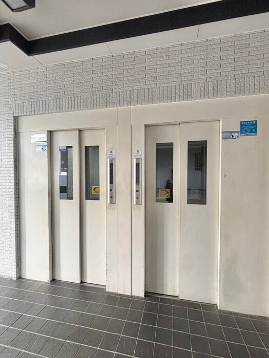 カナルハイツの物件外観写真