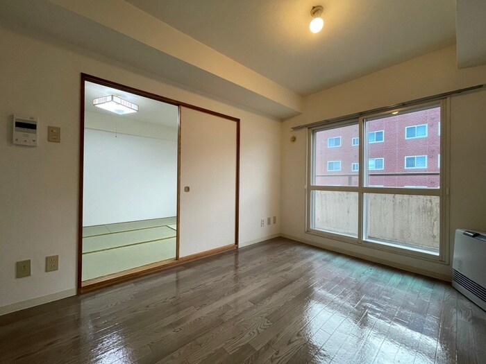 メゾン丸惣河関２４の物件内観写真