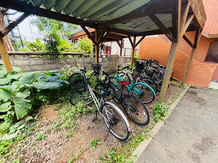 メゾン丸惣河関２４の物件外観写真