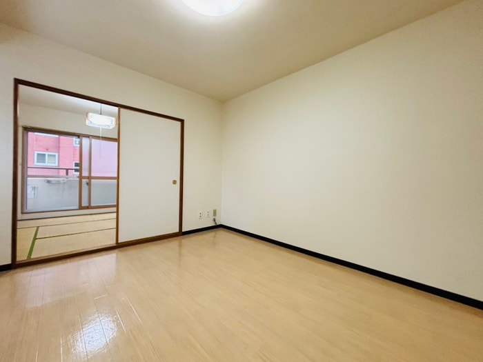 メゾン丸惣河関２４の物件内観写真