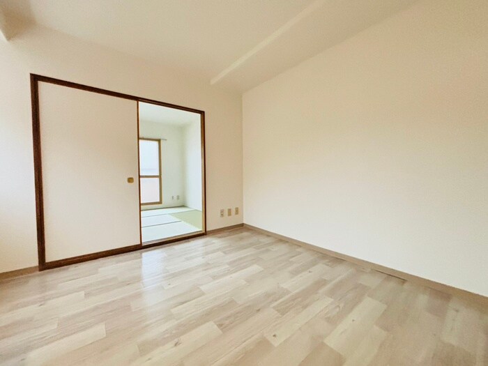 メゾン丸惣河関２４の物件内観写真