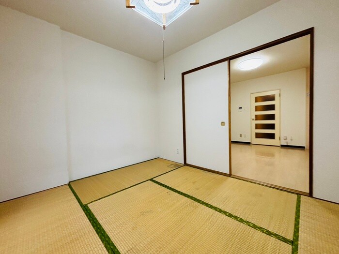 メゾン丸惣河関２４の物件内観写真