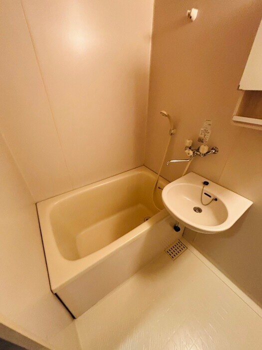 メゾン丸惣河関２４の物件内観写真