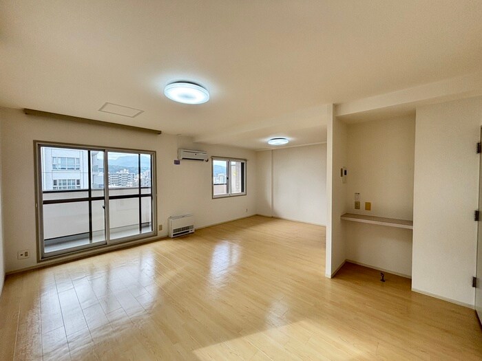 アルファスクエア円山の物件内観写真