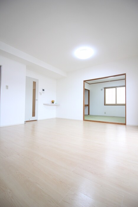 アルファスクエア円山の物件内観写真