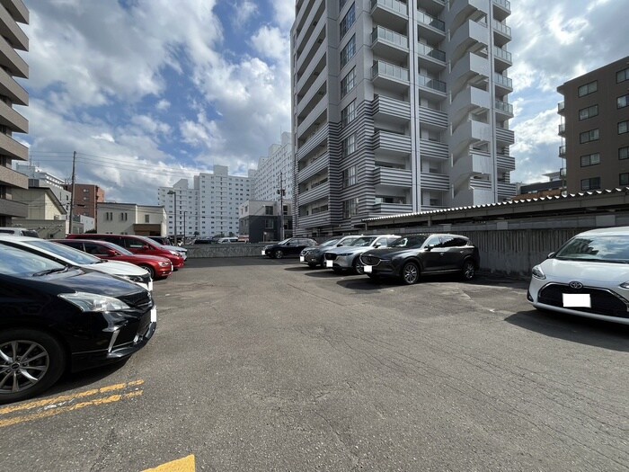 アルファスクエア円山の物件外観写真