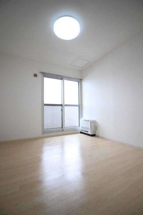 アルファスクエア円山の物件内観写真