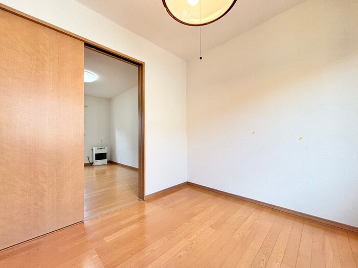 ヴィラ－ジュ空港通の物件内観写真