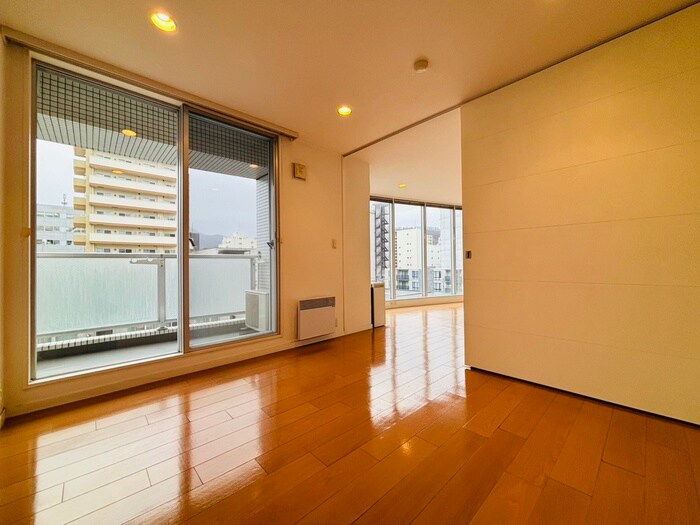 ＩＮＦＩＮＩＴＹ２２の物件内観写真