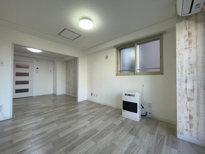 プレジール山鼻の物件内観写真