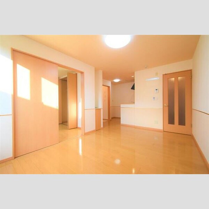 ルミエール宮の森２－８の物件内観写真