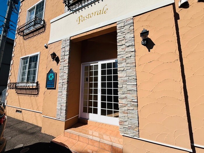 ルミエール宮の森２－８の物件外観写真