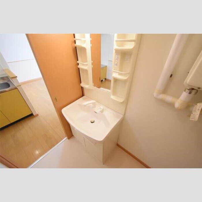 ルミエール宮の森２－８の物件内観写真