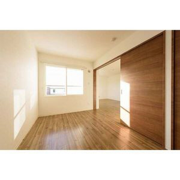 Elle Cube学園前の物件内観写真