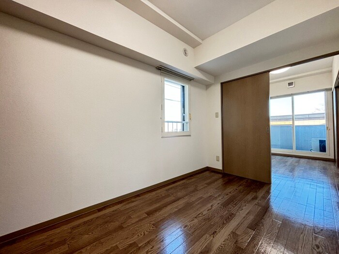 イーストウォールの物件内観写真