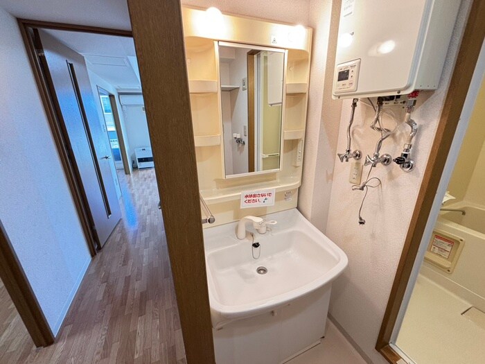 イーストウォールの物件内観写真