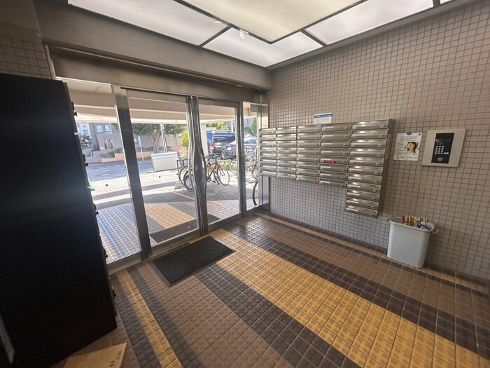 シティアドレ月寒公園の物件外観写真