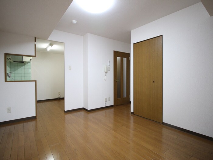 シャルル壱番館の物件内観写真